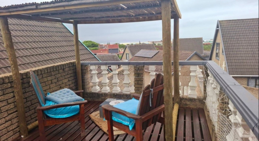 3 Bedroom Property for Sale in Heiderand Western Cape